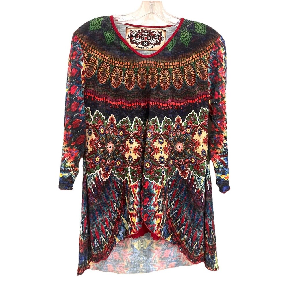 Amma Design Vibrant Bohemian Knit Top Sz S  Made In LA  Art-to-Wear Curved Hem